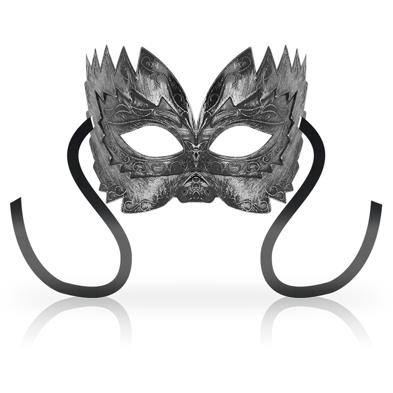 Antifaz veneciano Ohmama Masks plateado con relieve ornamentado y cintas negras.