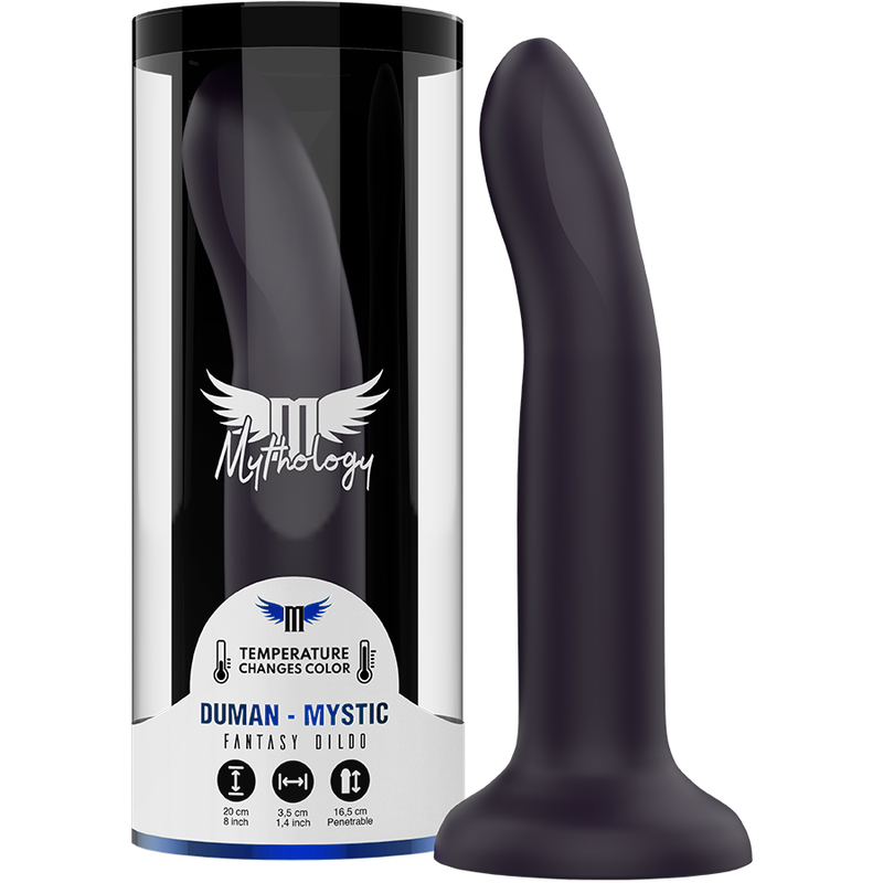 MYTHOLOGY Duman Mystic Dildo L en color morado oscuro, junto a su caja del producto.
