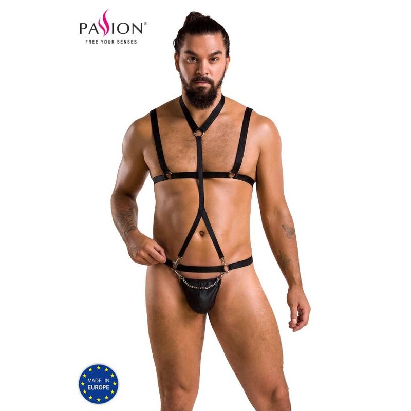PASSION MEN 039 Andrew: conjunto de lencería masculina negro con arnés y tanga.