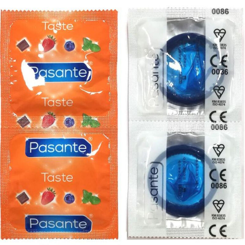 Detalle de condones Pasante Taste sabor arándano, con doble envase naranja y unidad azul visible.