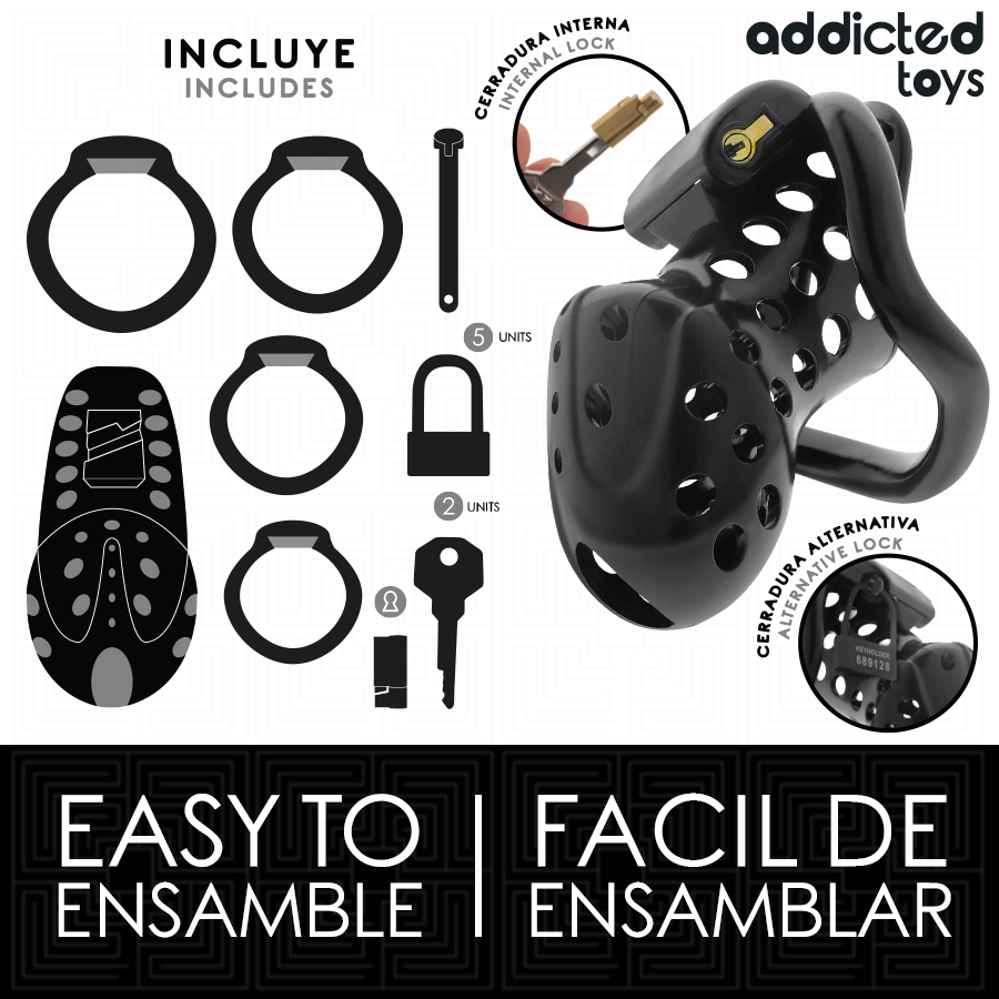 Detalle de la jaula de pene ADDICTED TOYS LOCKED negra, con aros y candado incluidos.