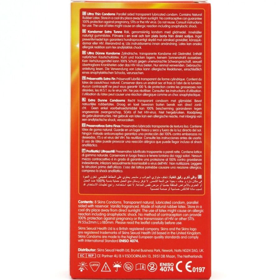 Caja trasera de SKINS Ultra Thin Premium en rojo, con información multilingüe y símbolos de cumplimiento.