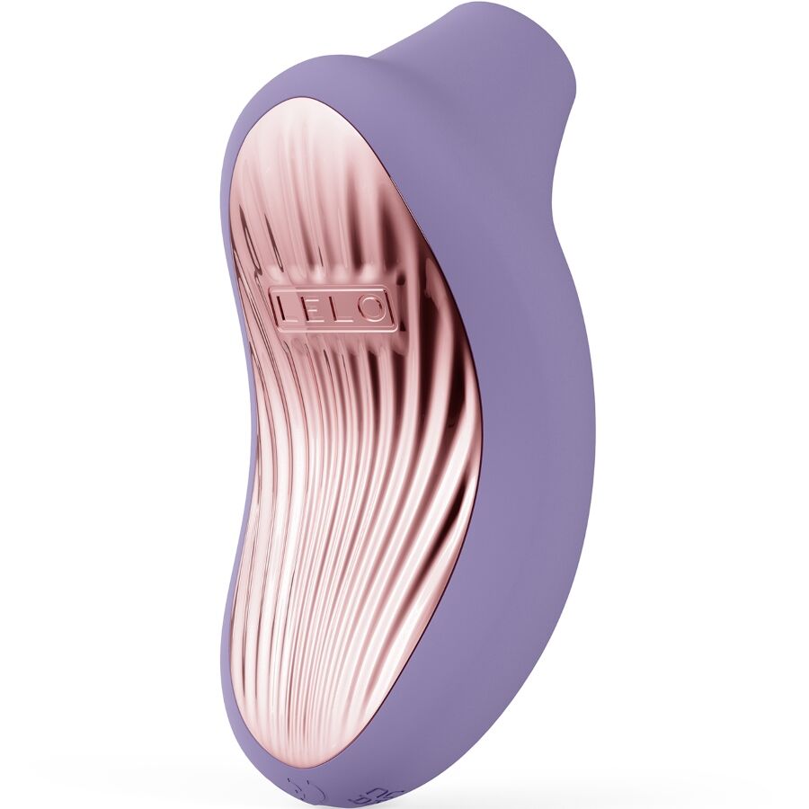 LELO SONA 3 en detalle, con cuerpo morado y frontal rosa metalizado.