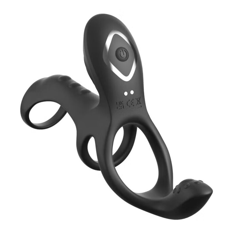 FANTASY C-RINGZ anillo vibrador negro en vista inclinada, con botón de encendido visible.