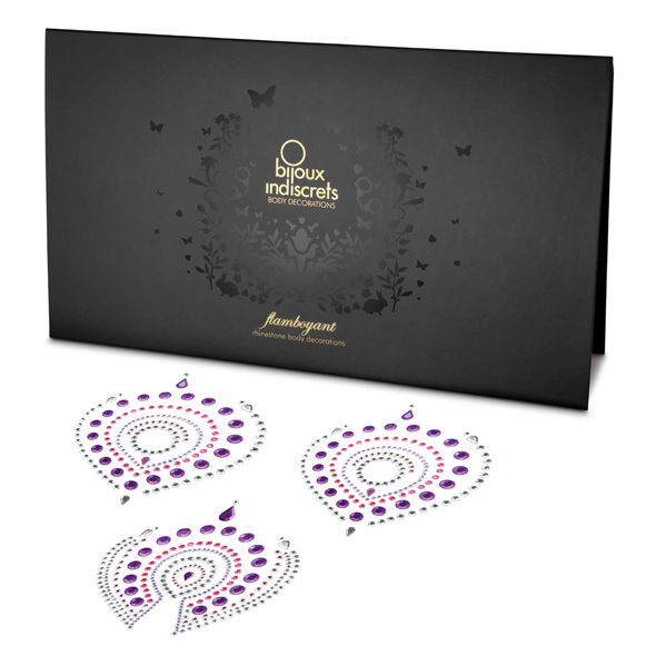 Caja del producto Bijoux Desire Metallique Indiscrets Flamboyant con tres cobertores de pezón en lila y rosa.