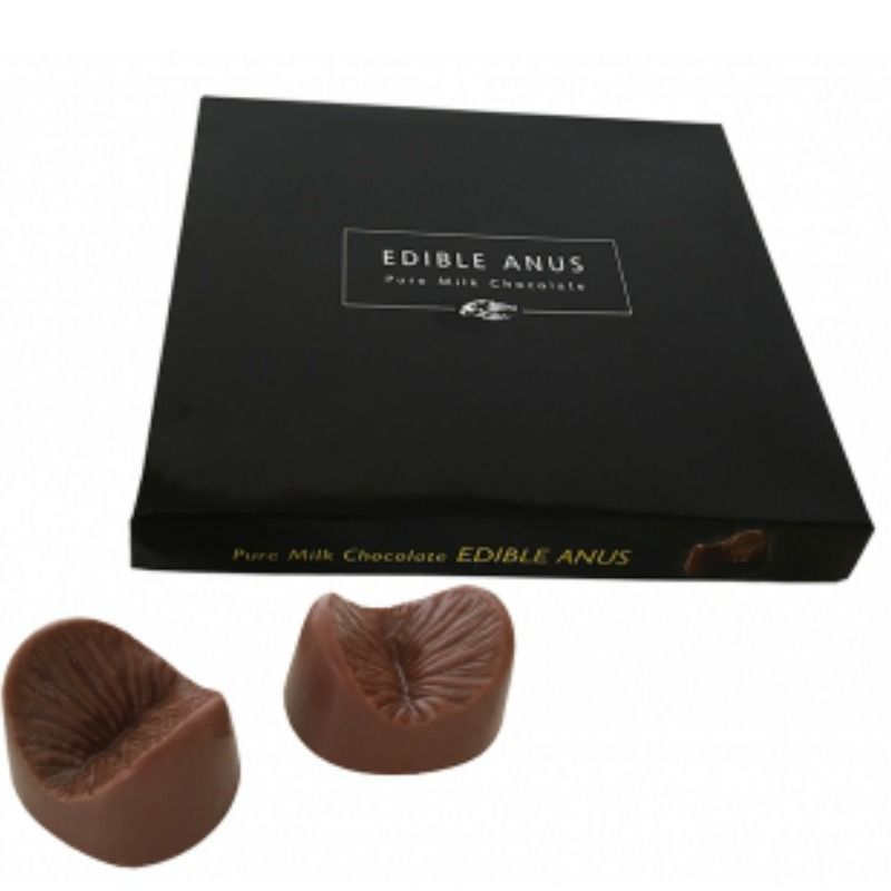 Caja del producto Spencer & Fletwood con chocolatinas con forma de ano y dos piezas visibles