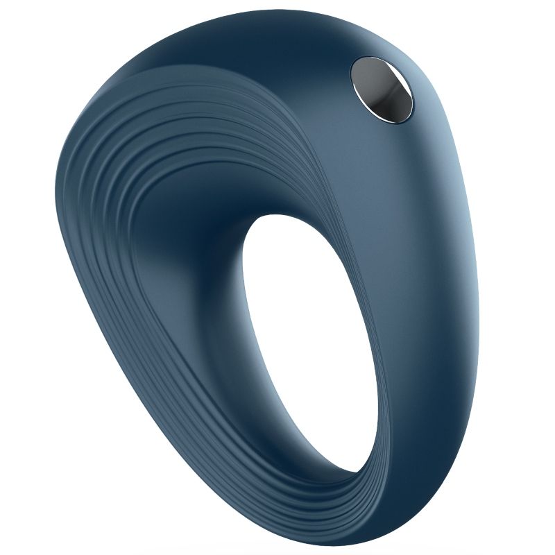 SATISFYER RING en detalle, anillo vibrador azul con superficie acanalada.