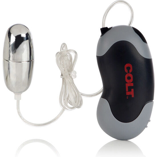 CalExotics Colt Xtreme Turbo Bullet con mando negro y plateado y cable conectado.